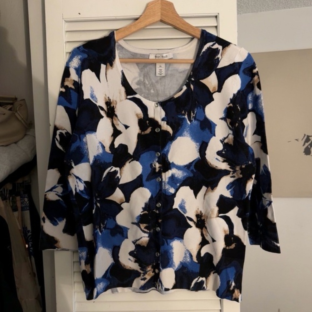 White House Black Market Floral Button Cardigan | XL | NWOT